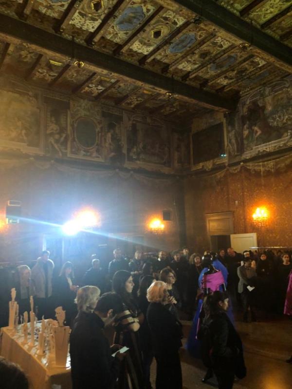 La "luce" dei gioielli, del food e dell'alta moda incanta Bologna all'evento della Croce rossa italiana images La "luce" dei gioielli, del food e dell'alta moda incanta Bologna all'evento della Croce rossa italiana