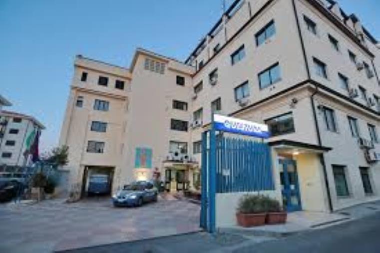 Crotone, evade dai domiciliari: arrestato  images Crotone, evade dai domiciliari: arrestato
