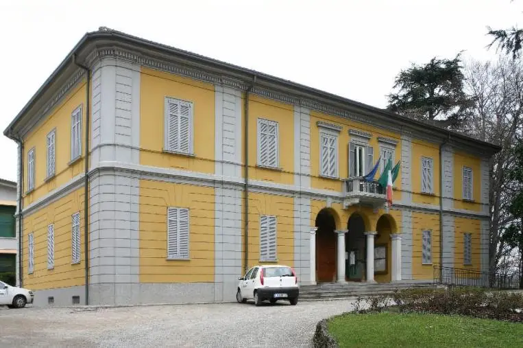 'Ndrangheta in Lombardia, al via il recupero di 3 ville sequestrate a Lomazzo, nel Comense images 'Ndrangheta in Lombardia, al via il recupero di 3 ville sequestrate a Lomazzo, nel Comense