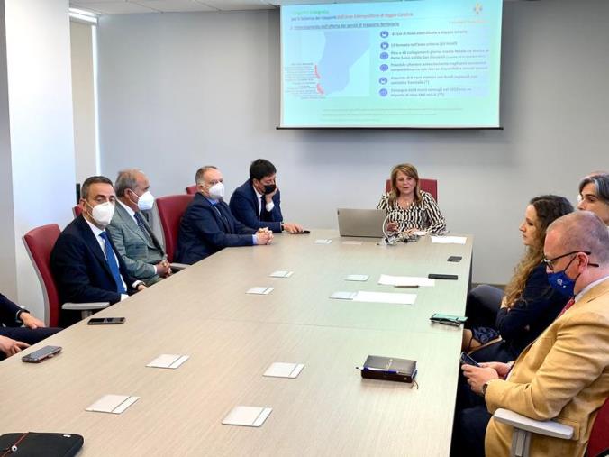 images Mobilità sostenibile a Reggio Calabria. La Regione presenta la metropolitana di superficie 