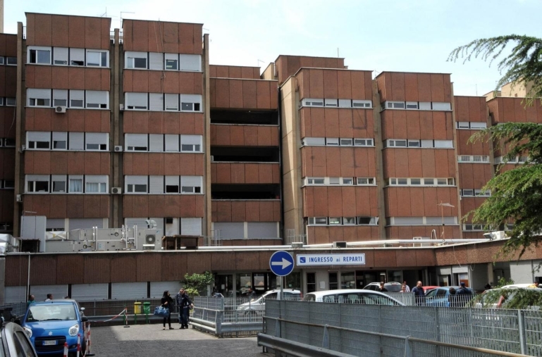 Ospedali Riuniti Reggio, diffida dagli infermieri per omessa indennità di rischio radiologico images Ospedali Riuniti Reggio, diffida dagli infermieri per omessa indennità di rischio radiologico