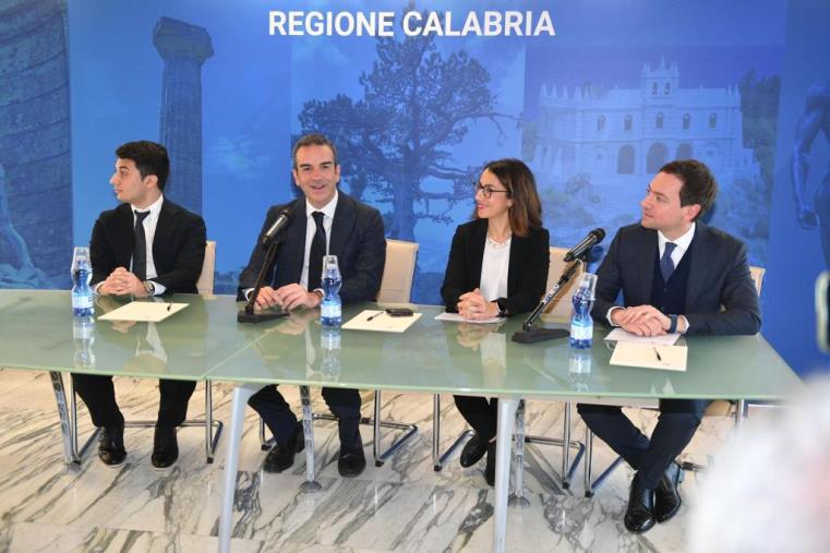 images Siglato accordo fra Regione Calabria e Amazon 