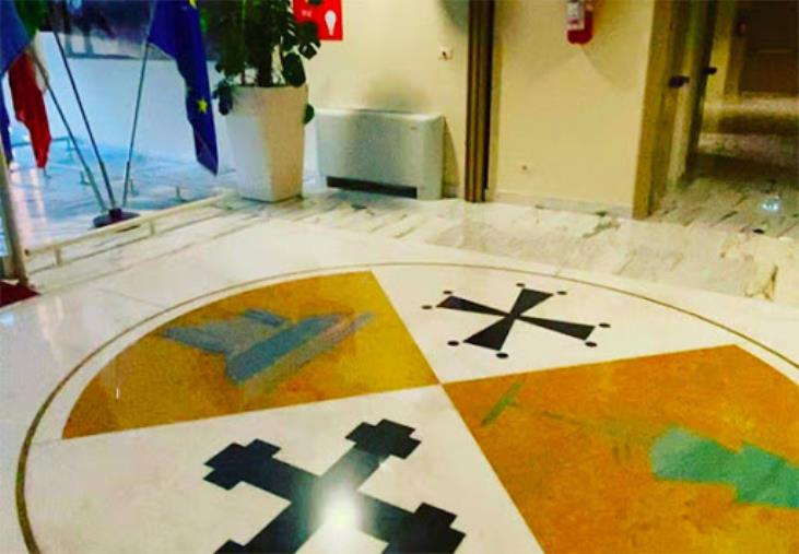 images L'editoriale. La Calabria gridi e dimostri con forza che è terra di eccellenze. Non mandiamo la salute a "quel paese"