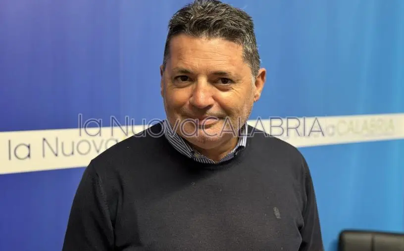 images Addio a Michele Traversa, Riccio: "Ha incarnato il modello ideale di amministratore, uomo di azione e di visione"

  