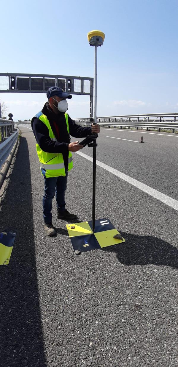 Sull'A2 nel Cosentino la simulazione di intervento di soccorso con drone "rescue smart road" di Anas