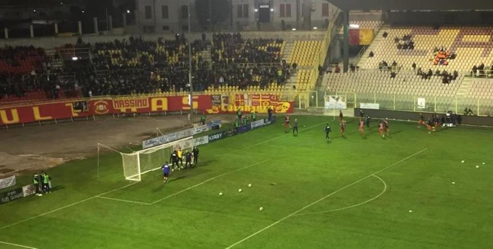 Catanzaro e Messina in campo alle 20,00: le formazioni ufficiali images Catanzaro e Messina in campo alle 20,00: le formazioni ufficiali