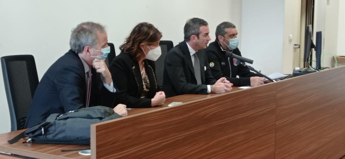 Covid. Occhiuto incontra i vertici delle Asp per accelerare sui vaccini. Preoccupa il calo dei fine settimana images Covid. Occhiuto incontra i vertici delle Asp per accelerare sui vaccini. Preoccupa il calo dei fine settimana