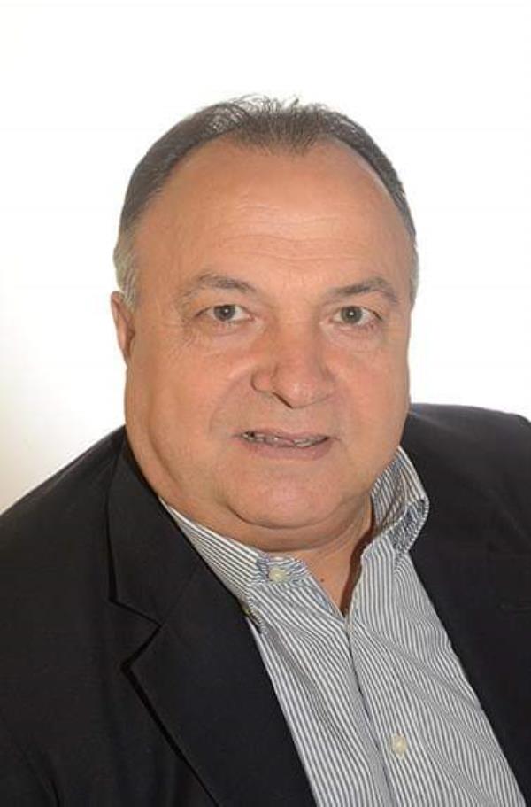 "Coronavirus? Come se ne fossi infetto da 25 anni". Rocco Scicchitano, imprenditore lametino, accusa banche e giustizia e chiede aiuto alla società images "Coronavirus? Come se ne fossi infetto da 25 anni". Rocco Scicchitano, imprenditore lametino, accusa banche e giustizia e chiede aiuto alla società