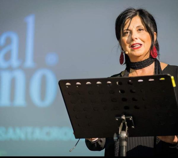 images A Catanzaro "Nuova Scena" è fucina teatrale di successo. Romina Mazza: "Non solo spettacolo ma anche cultura"