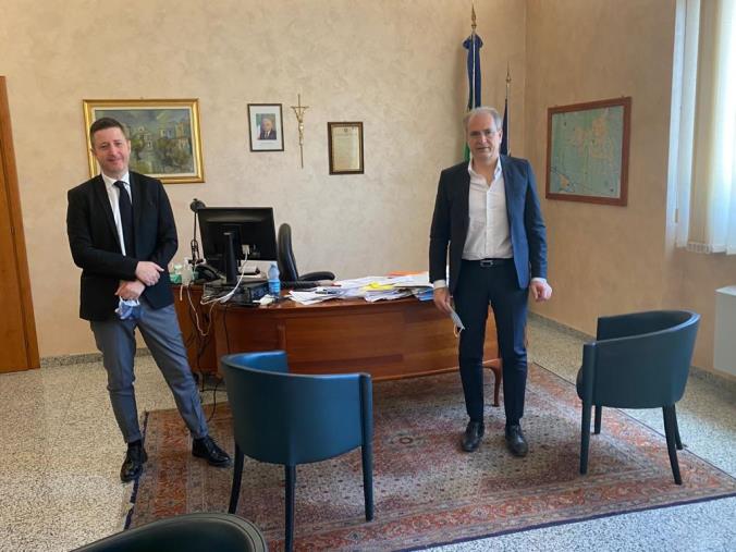 Sostegno all’economia locale post Covid-19. Rossi (presidente Cciaa Catanzaro) ha incontrato il sindaco di Lamezia Terme, Mascaro images Sostegno all’economia locale post Covid-19. Rossi (presidente Cciaa Catanzaro) ha incontrato il sindaco di Lamezia Terme, Mascaro