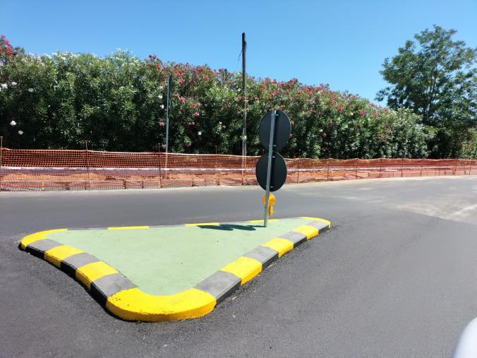 Montauro, si avviano a conclusione i lavori della rotatoria che dalla Provinciale porta a Costaraba e Calalunga a mare images Montauro, si avviano a conclusione i lavori della rotatoria che dalla Provinciale porta a Costaraba e Calalunga a mare