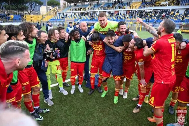 images Us Catanzaro 1929, grande attesa per la sfida casalinga con l'Avellino