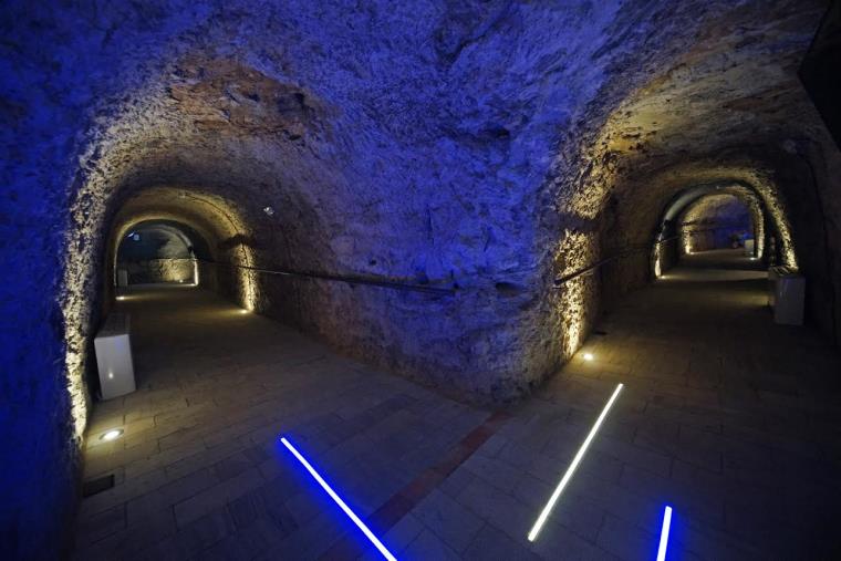Catanzaro, il Comune vuole riaprire i percorsi delle gallerie del San Giovanni  images Catanzaro, il Comune vuole riaprire i percorsi delle gallerie del San Giovanni