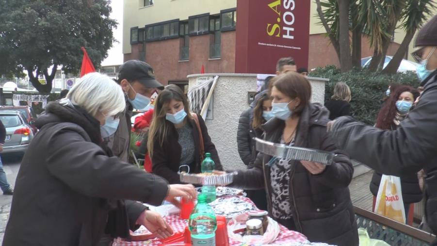 S. Anna Hospital. Prosegue la mobilitazione dei dipendenti, domani incontro con il commissario Longo images S. Anna Hospital. Prosegue la mobilitazione dei dipendenti, domani incontro con il commissario Longo