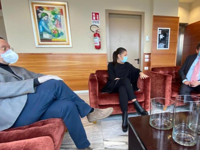 Coronavirus. Il presidente Santelli incontra il vice ministro Sileri: "Ha assicurato la vicinanza del Governo alla Calabria" images Coronavirus. Il presidente Santelli incontra il vice ministro Sileri: "Ha assicurato la vicinanza del Governo alla Calabria"