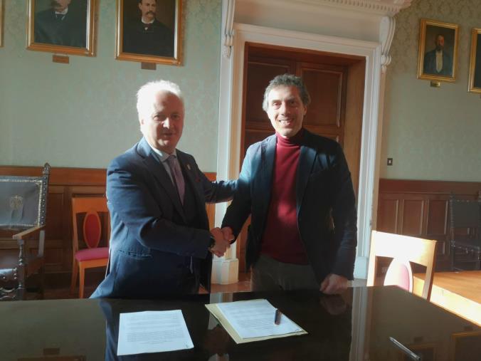 Catanzaro, sottoscritto il protocollo tra Comune e Lions per il completamento della Casa del Sorriso a Giovino images Catanzaro, sottoscritto il protocollo tra Comune e Lions per il completamento della Casa del Sorriso a Giovino