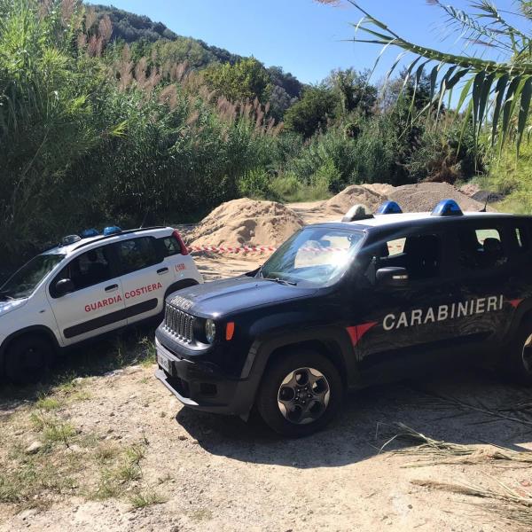 Impresa edile scaricava materiale in un fiume nel Reggino: denunciato il titolare images Impresa edile scaricava materiale in un fiume nel Reggino: denunciato il titolare