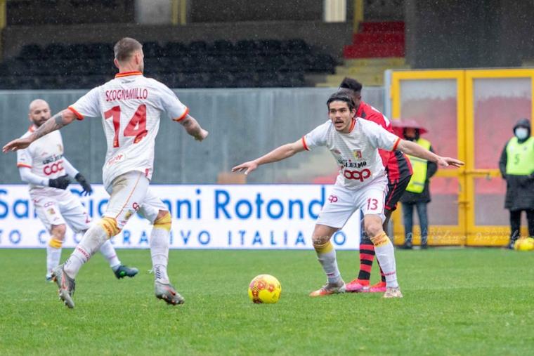 Il corsivo giallorosso. Finalmente, al "Ceravolo" si grida "vittoria" e si torna a guardare il cielo images Il corsivo giallorosso. Finalmente, al "Ceravolo" si grida "vittoria" e si torna a guardare il cielo