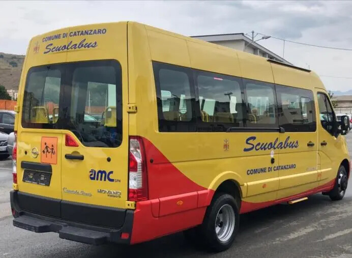 images Catanzaro, trasporto scolastico: al via le domande per accedere al servizio 