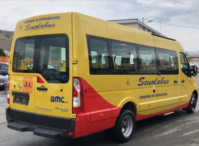 images Catanzaro, al via le domande per il servizio di trasporto scolastico