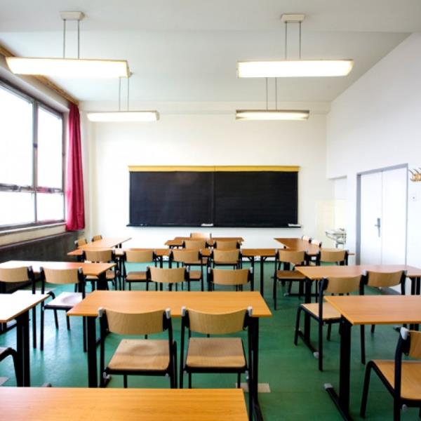 images Catanzaro, il sindaco ordina: quasi tutte le scuole chiuse venerdì e sabato 