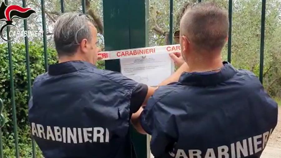 'Ndrangheta, sequestrati beni per 800 mila euro ad imprenditore del Catanzarese images 'Ndrangheta, sequestrati beni per 800 mila euro ad imprenditore del Catanzarese