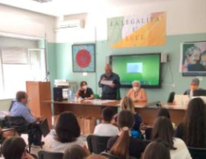 images Scuole, successo per la maratona di "lettura a prima vista" per le classi dei cinque plessi dell’I.C. di Squillace