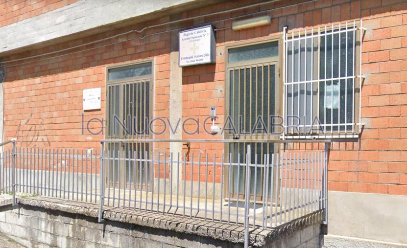 images Mancano medici: salta la copertura del turno di continuità assistenziale e San Pietro Apostolo