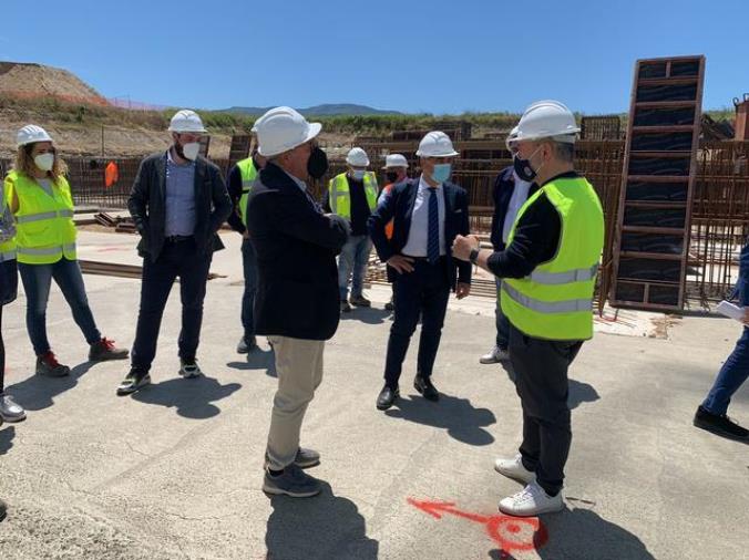 Ospedale sibaritide, Spirlì: "Opera fondamentale per territorio" (VIDEO)
 images Ospedale sibaritide, Spirlì: "Opera fondamentale per territorio" (VIDEO)