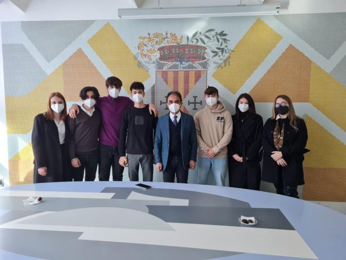 images Catanzaro, Abramo incontra i rappresentanti degli studenti: "Si studiano soluzioni per evitare   bus affollati"