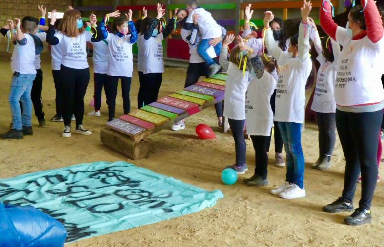 images Giornata mondiale della sindrome di down. A Chiaravalle la sensibilizzazione parte dai colori e dai sorrisi