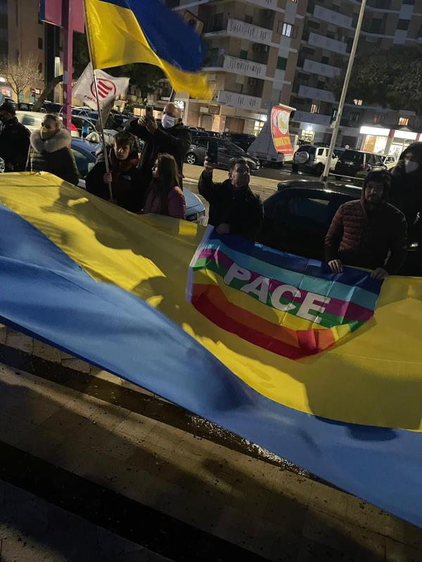 Catanzaro, manifestazione per la pace in Ucraina sul lungomare  images Catanzaro, manifestazione per la pace in Ucraina sul lungomare