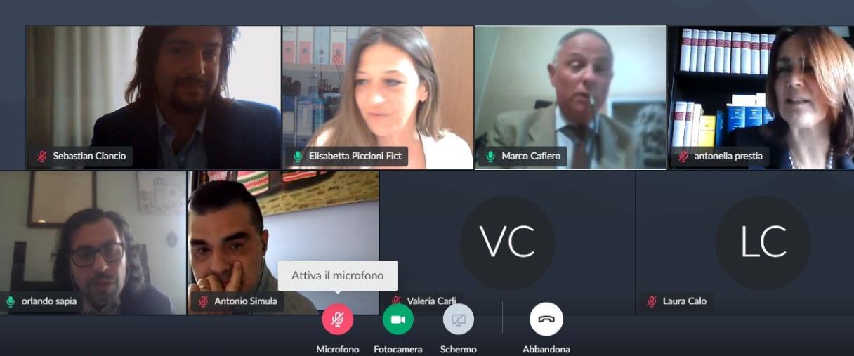 images Social meeting sulla giustizia riparativa. Salgono in cattedra tre avvocati del Foro di Catanzaro (VIDEO)