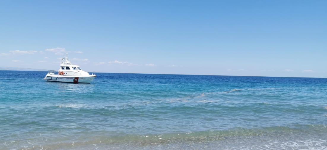 images "Mare Mostrum". Legambiente: "Calabria ai primi posti per reati, inquinamento e infrazioni" 
