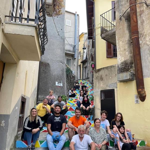 Sorbo San Basile si colora con i colori dell'arcobaleno con il progetto "Sentieri di Ozio e Ristoro dei Basiliani di Oggi" images Sorbo San Basile si colora con i colori dell'arcobaleno con il progetto "Sentieri di Ozio e Ristoro dei Basiliani di Oggi"