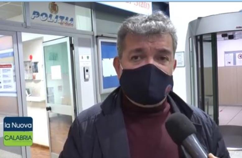 images Spirlì: "Basta con il dramma delle chiusure, le attività devono riaprire. Le famiglie sono allo sbando"