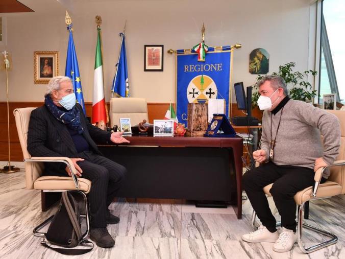 images Intesa raggiunta fra Longo e Spirlì: i nomi dei commissari di Asp e aziende ospedaliere