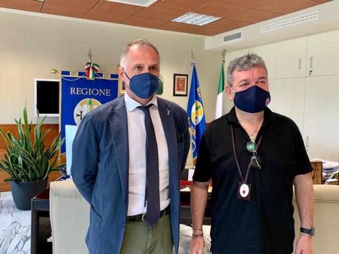 images Il ministro Garavaglia in Calabria: "Ci sono mari e boschi, occorre farli conoscere"
