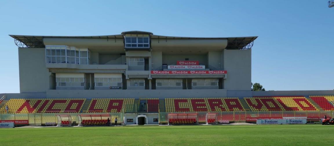 images Catanzaro-Messina: calcio d'inizio posticipato alle 20.30. Riscontrati alcuni casi positivi al Covid