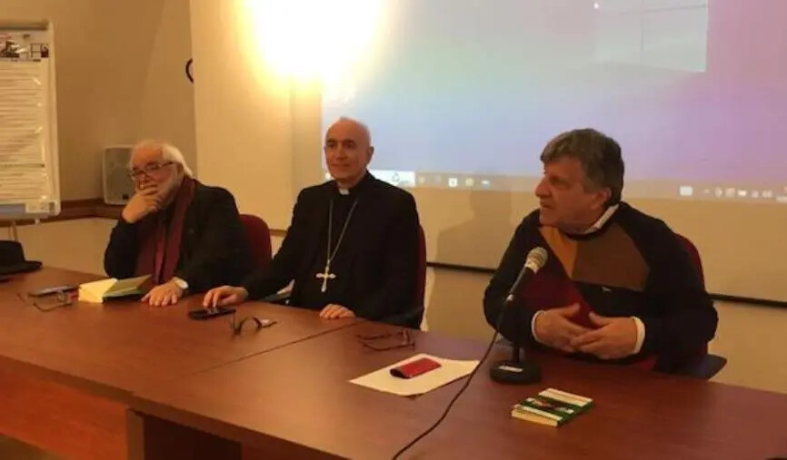 "Pop theology", rapporto tra fede e scienza images "Pop theology", rapporto tra fede e scienza