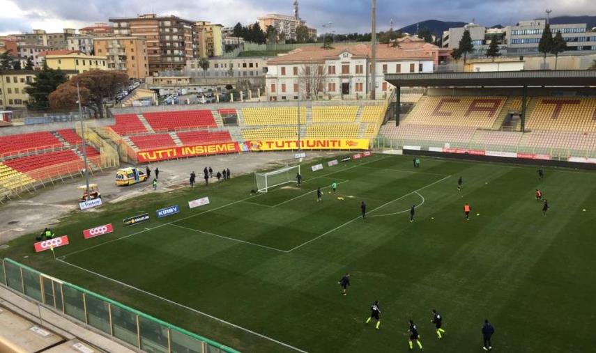 images Catanzaro e Casertana in campo alle 17.30: formazioni ufficiali