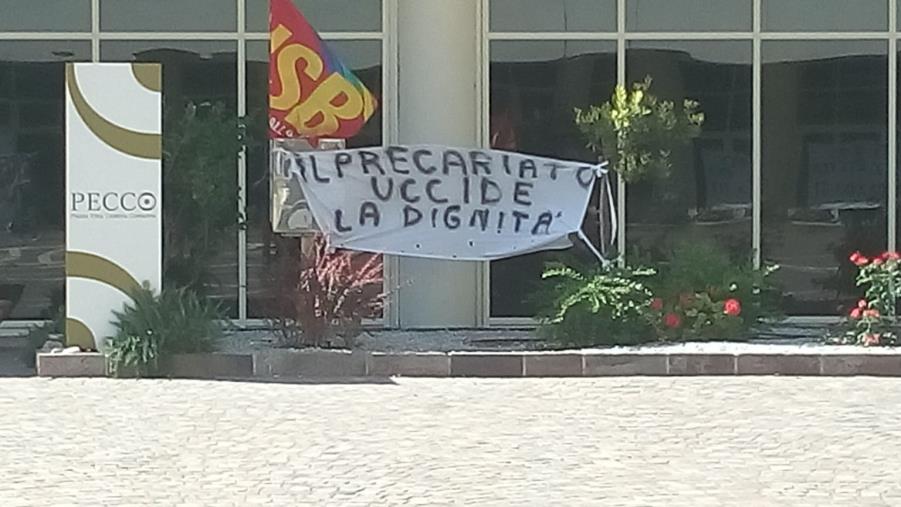 images Polizia Municipale di Reggio Calabria attivato il servizio per segnalare veicoli abbandonati 
