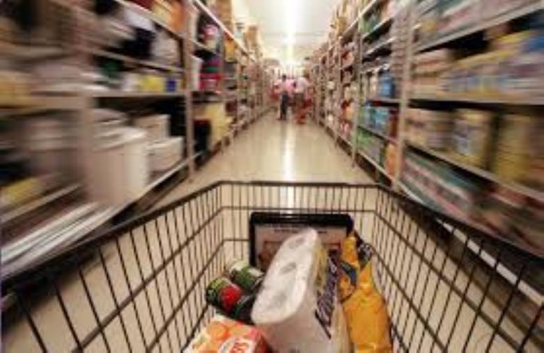 images I sindacati a Occhiuto: "Chiudere le attività commerciali il giorno dell'Epifania"
