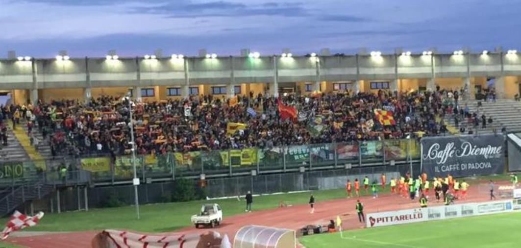 Us Catanzaro 1929, si riparte a fatica con un boccone amaro difficile da mandar giù images Us Catanzaro 1929, si riparte a fatica con un boccone amaro difficile da mandar giù