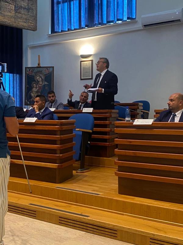 images Consiglio comunale, prime scintille dopo la proposta di Talerico sulla modalità di voto del presidente