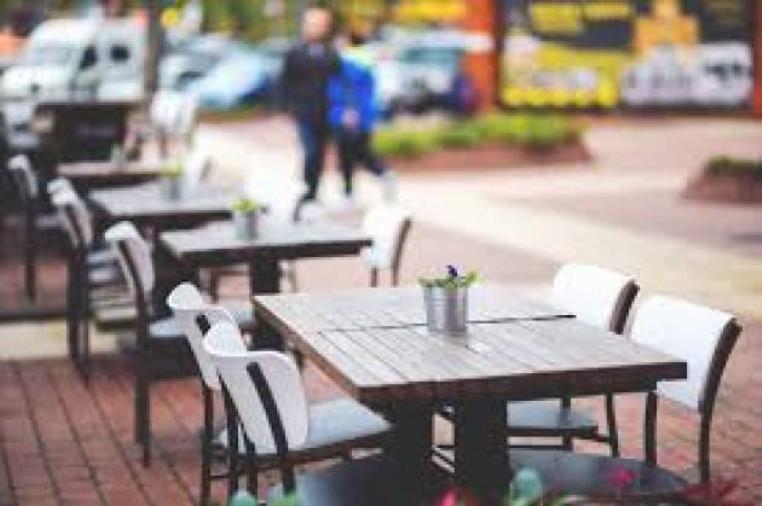 images Catanzaro. Caffè al banco a tre clienti: sanzionato il titolare di un bar del centro