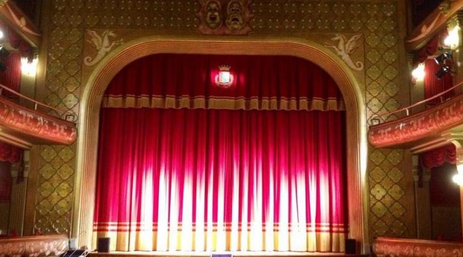 Teatro Grandinetti, l’interrogazione resta senza risposte: dubbi sulla gestione e sulla proroga