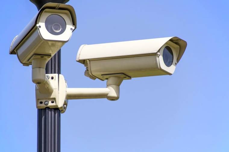 images Video sorveglianza  a Santa Caterina, l’opposizione: “Installazione ripresa dopo la nostra richiesta negli uffici”