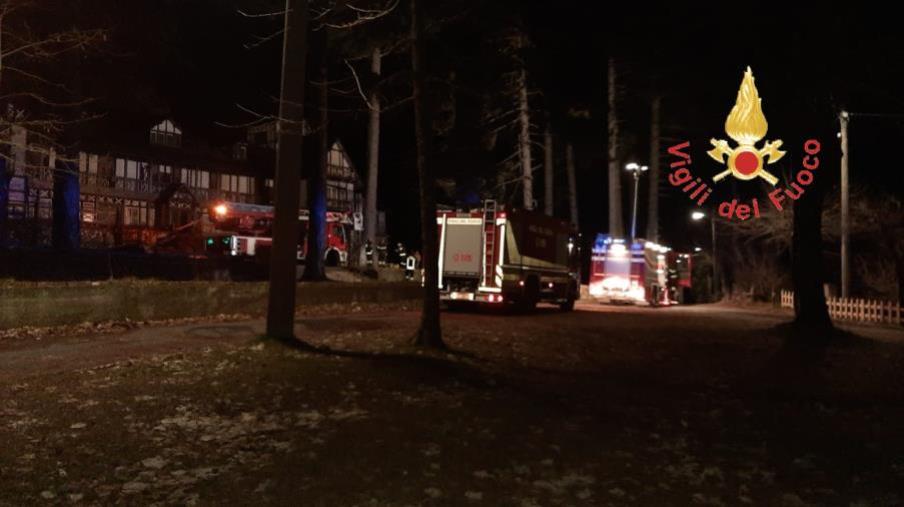 images Sequestrato l'"Albergo della Sila", il provvedimento dopo l'incendio che distrusse parte del tetto 
