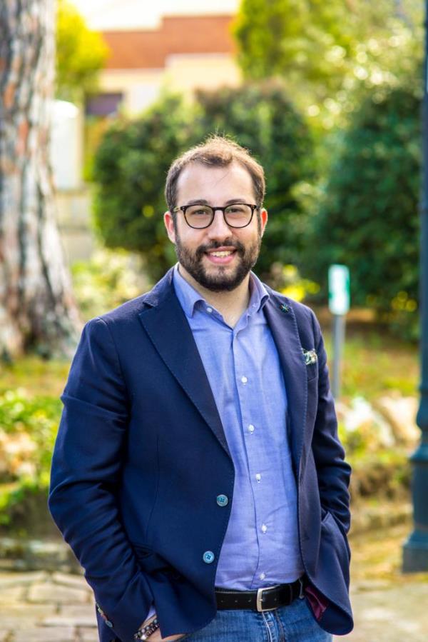 Catanzaro, Serraino: "Le prossime scelte di Fiorita siano basate su merito, trasparenza e bene comune" images Catanzaro, Serraino: "Le prossime scelte di Fiorita siano basate su merito, trasparenza e bene comune"